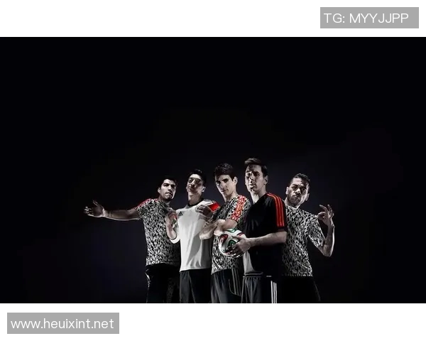 中国足球明星齐聚一堂共贺新春祝福球迷喜迎兔年盛世辉煌 中国足球明星齐聚一堂共贺新春祝福球迷喜迎兔年盛世辉煌