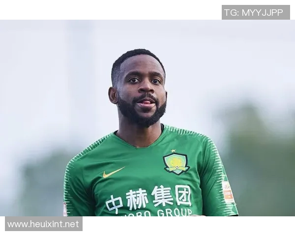 珍藏足球明星亲笔签名的绝佳机会尽在此处让你拥有独一无二的纪念品